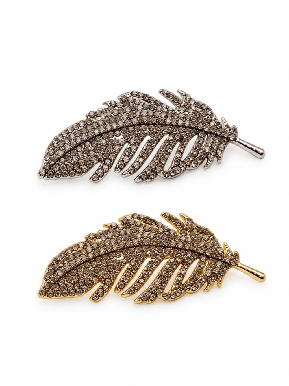 Beautiful feather brooch choice of gold tone or silver tone faux crystals NIP